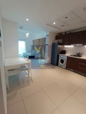 شقة فندقية في عزيزي بيرتون | غرفة نوم واحدة | شرفة | عرض المجتمع