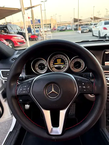 صورة مصغرة 14 لـ 2015 Mercedes-BENZ E-CLASS