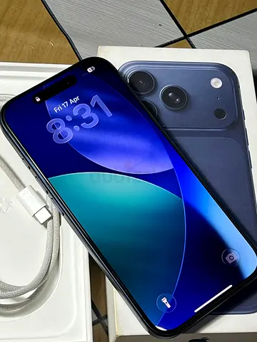 iPhone 17 Pro | 100% Battery +Only 39 C count | Warranty 07/03/2027 Box open Flawless