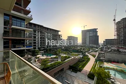 Green Living | Central Park | Newly Furnished