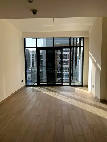 *DISTRESS DEAL* | 3BR Apartment | Below Market Price