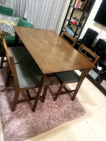 Brand new condition dining table  chair