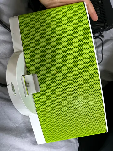 Used JBL On Stage Dock Speaker with Lightning Connector (Green) - Good Condition