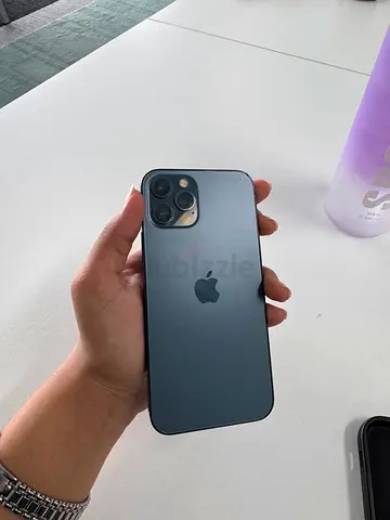 iPhone 12 Pro - Midnight (Perfect condition)