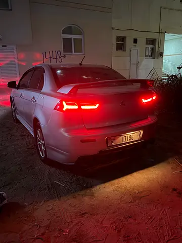 Mitsubishi lancer 1.6 Full option