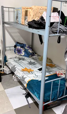 Double bed with matress