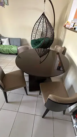 Round Dining Table with 4 Beige Chairs - Modern Set