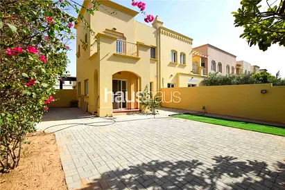 Exclusive | Large Plot| Single Row | Internal Road