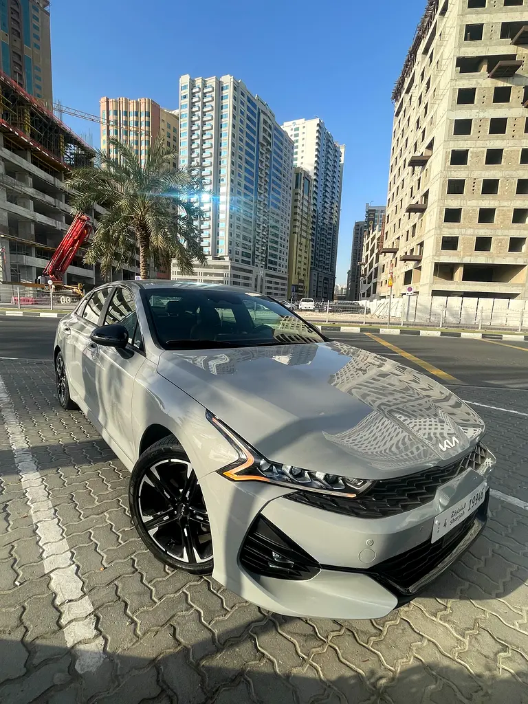 Kia K5 2023 — photo 1 of 16