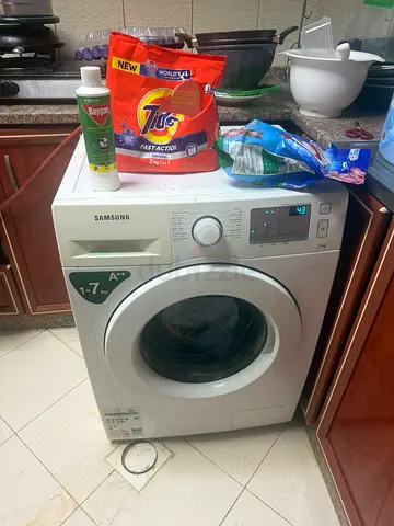 Samsung Front Load Washing Machine - 7 kg, Good Condition
