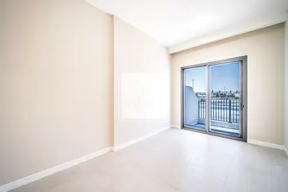 Brand new | Chiller free | Duplex | Vacant