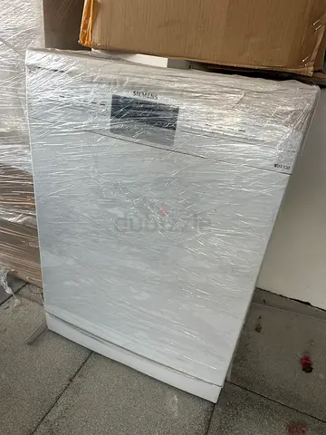 Used Built-in Dishwasher (White) - Good Condition