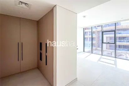 Vacant | New Building | Investment Opportunity