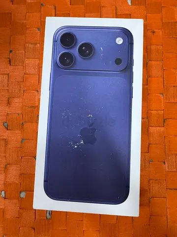 17 Pro max 256 GB Sim Lock