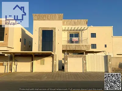 فيلا للايجار في قلب الحليو2 عجمان _ اول ساكن جاهزه للسكن _ ارتداد امام الفيلا للسيارات مع مظله _ علي الشارع الرئيسي _ سهل المخرج الي دبي والشارقه