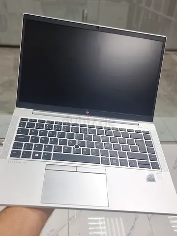 Hp elitebook 840 g7 /i5 /10 ganishion /8gb ram/256 gb storige