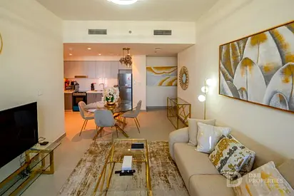 Fully Furnished | Mid Floor | Sea View