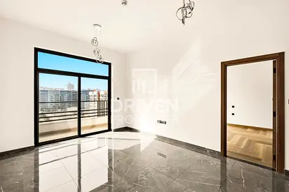 Prime Unit | Desirable Location | Low Floor