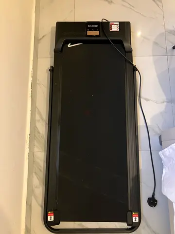 Walking Pad Foldable Treadmill light used جهاز المشي قابل للطي استخدام خفيف