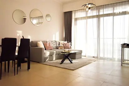 Furnished 1 Bed | Upgraded | Low Floor