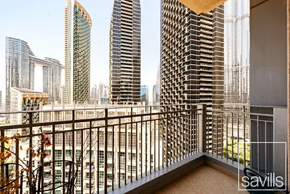 Skyline Serenity | Mid-Floor Elegance |