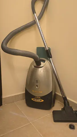 Vaccum cleaner for sale