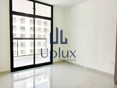 Spacious Apartment|Close to Metro| Best Price