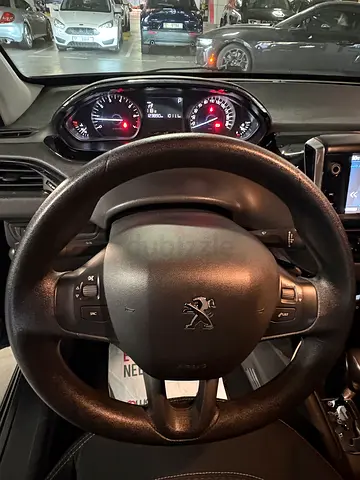 Peugeot 208 year 2019