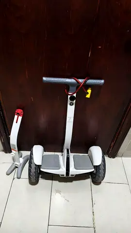 Ninebot Segway s self-balancing electric scooter (two-wheel) with handle h E scooter