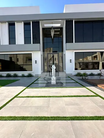 فيلا مميزة بالزاهية من المالك مباشرة قريبه بجميع الخدامات