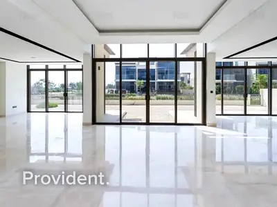 Elegant 5BR Villa | Private Garden | Family Living