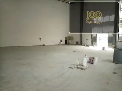 3 مستودعات أم الثعوب 13000 قدم كهرباء 220 كيلوات 650 ألف مجمع كامل جاهز بعد شهر شرط كامل فقط