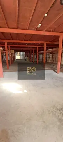10000 قدم أم الثعوب مستودع تخزين ميزانين شارع رئيسي كهرباء 15 كيلوات 250 ألف جاهز