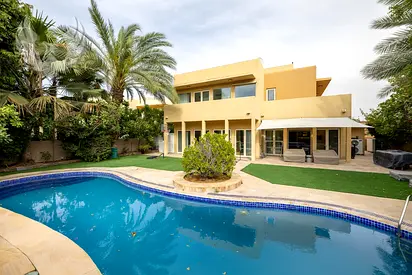 Park View | Private Pool | Large Plot | VOT