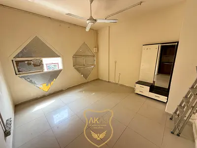 Studio Available for Family – No Cash Deposit Required Seperate Kitchen