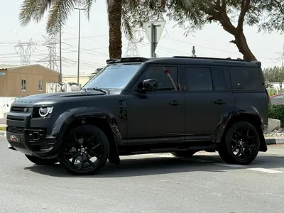 LAND ROVER DEFENDER 110S P300 2021 GCC URBAN BODY KIT FULL SERVICE HISTORY