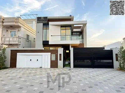 For sale: Modern villa with central air conditioning, large land and building area, including electricity, water, and air conditioning fees.