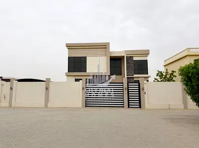 Beautiful 5BR | Majlis | Maids | Garden |Driver