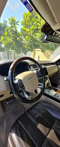 ACCIDENT FREE SUPERCHARGED RR VOGUE V8 || 2022 FACELIFT || GCC || FULLY LOADED || CLEAN  NEAT