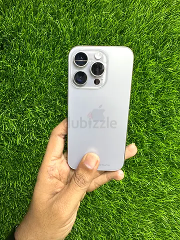 iPhone 15 Pro 128gb eSIM Natural Color - Good Condition with Case