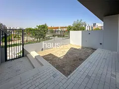 Single Row Backing Park | Vacant Soon