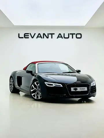 Audi R8 V8 FSI 2014 - GCC Specs - Excellent Condition -Low mileage