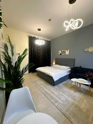 BRAND NEW STUDIO II BEAUTIFULLY FURNISHED II READY TO MOVE