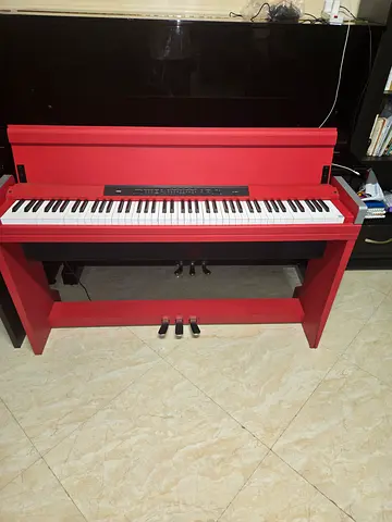 Korg LP350 Piano. Perfect working. Minor scratches. Cash on delivery with six months warranty.