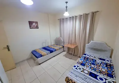 Bed spaces available for male executive bachelors in mankhool Bur Dubai