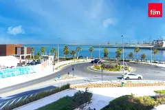 1 Min To Beach | Holiday Stlyle | Furnished
