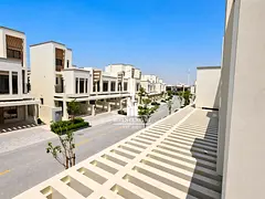 Single Row | Close to Central Hub | Best Price