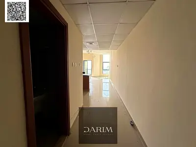 استوديو واسع ومجهز بالكامل للإيجار في النعيمية، طابق مرتفع بإطلالة هادئة—جاهز للسكن بسعر 25,000 درهم سنوياً.