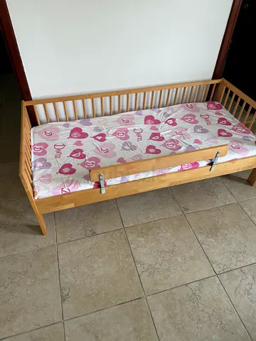 IKEA toddler bed with guard rail great condition