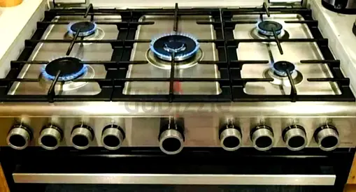 Bosch 5 Burner Full with fan Gas Cooking range  90x60 cm – premium stainless steel finish